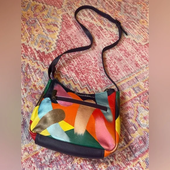 🎨 Darling Anushka Paint Splash! Purse 🌈👜 - Picture 8 of 14